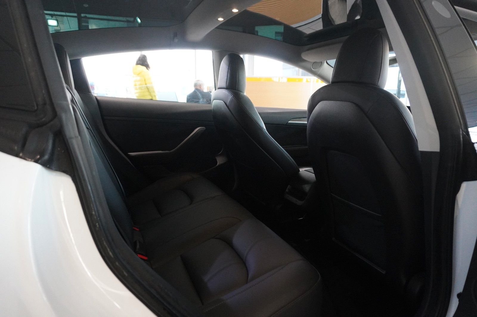 Fahrzeugabbildung Tesla Model 3 PERFORMANCE DUAL-MOTOR NAVI/LED/PILOT+