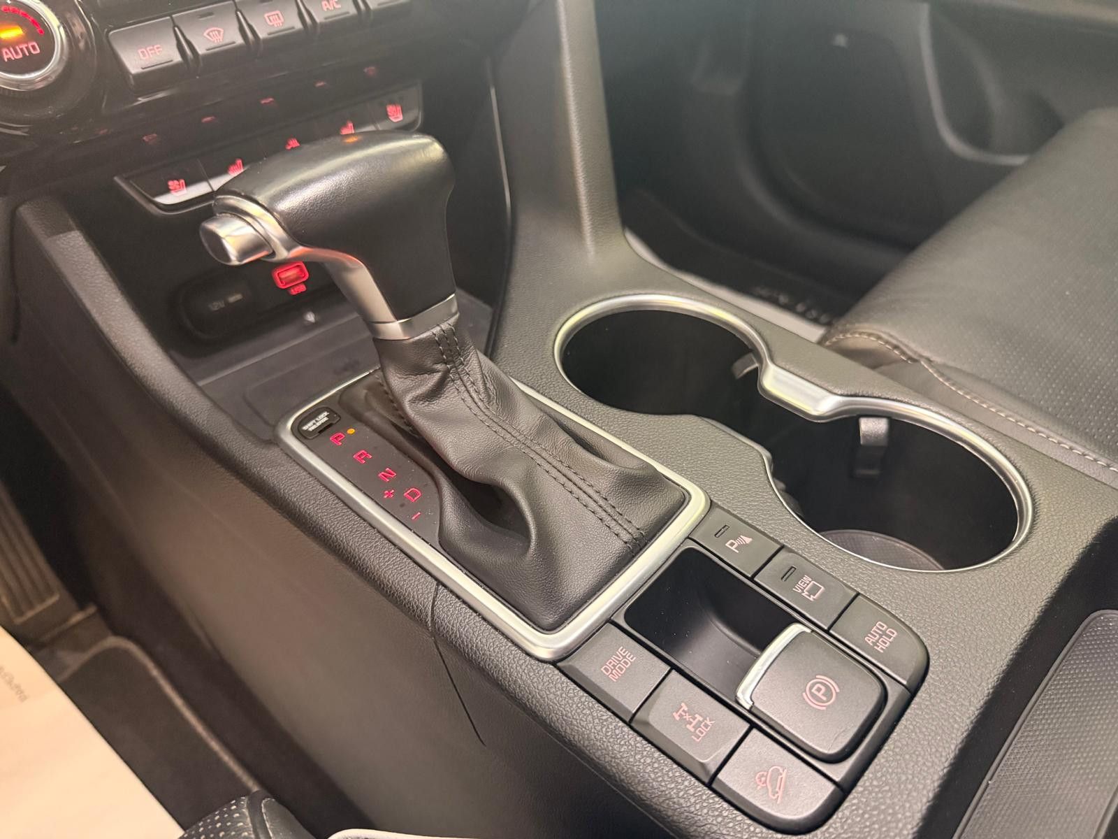 Fahrzeugabbildung Kia Sportage Platinum Edition 4WD/ AHK/SCHECKHEFT/