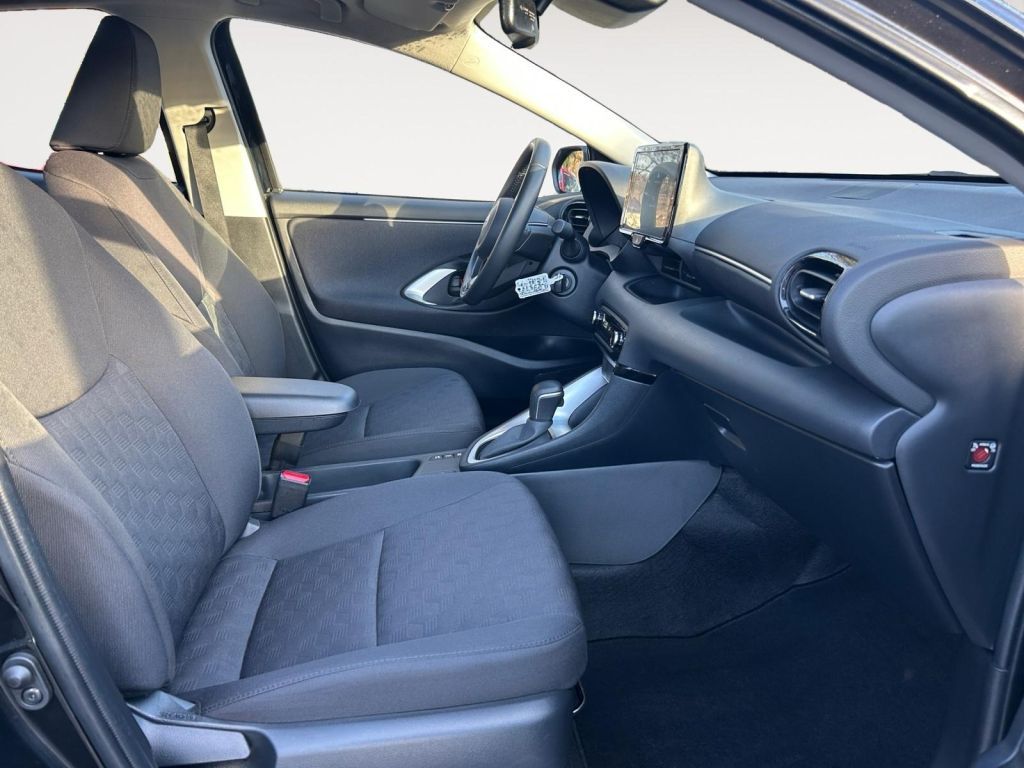 Fahrzeugabbildung Toyota Yaris Hybrid 116 1.5 VVT-i Comfort