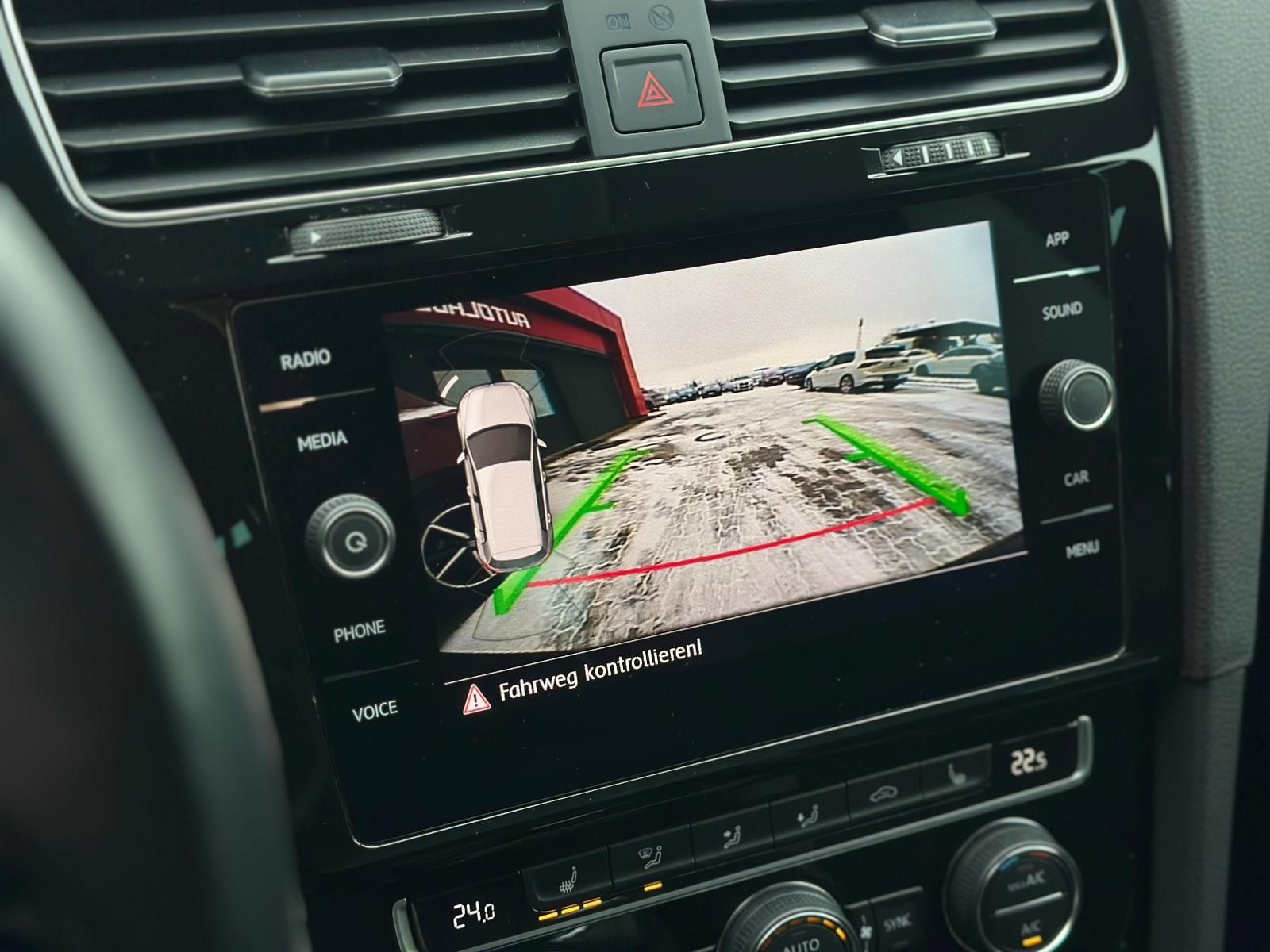 VW Golf 1.5TSI HIGHLINE BM* LED#SHZ#ACC#KLIMA#DAB - Image 22