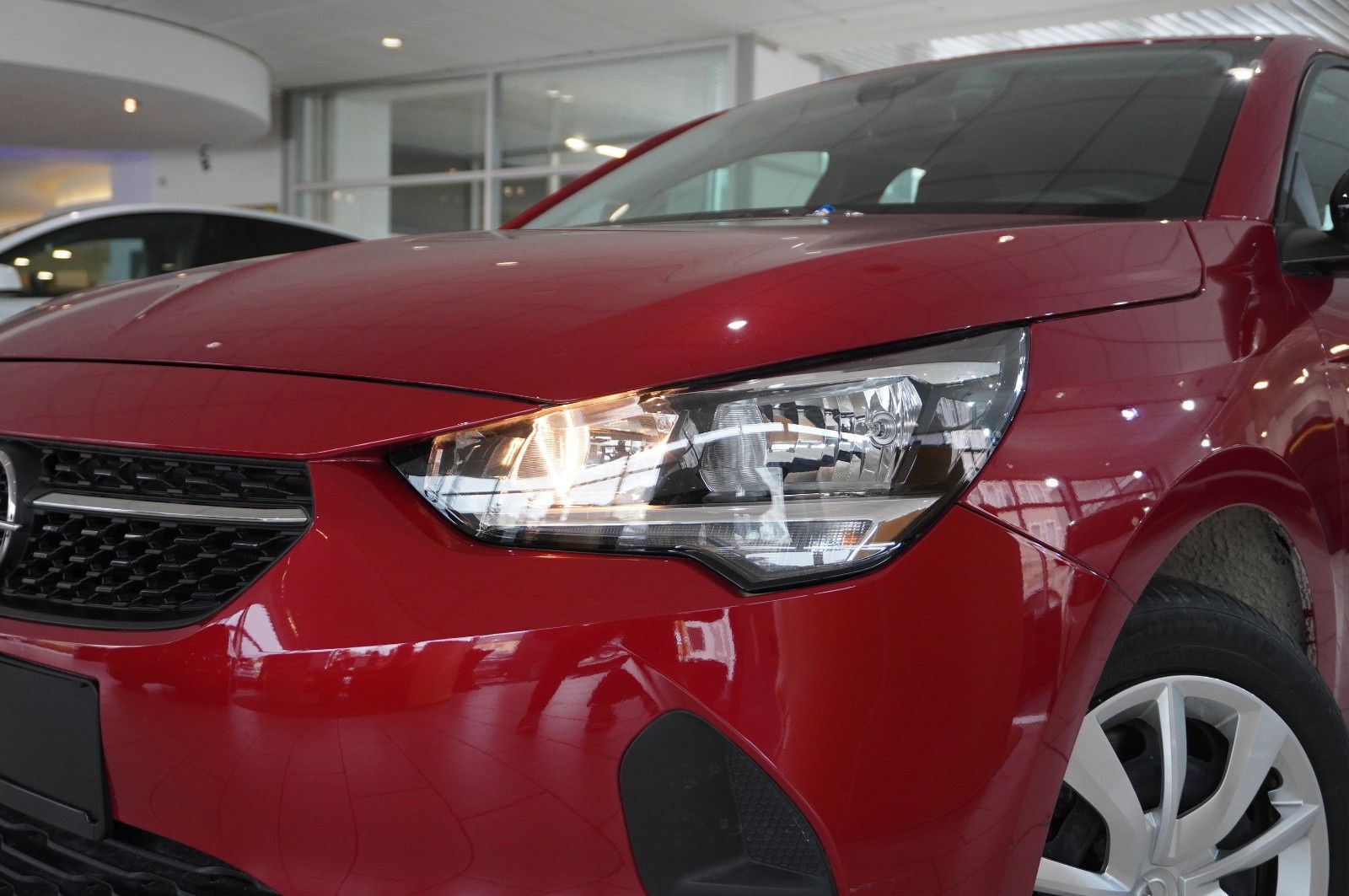 Fahrzeugabbildung Opel Corsa-e F EDITION 3-PHASIG NAVI/KAMERA/SHZ/DAB+