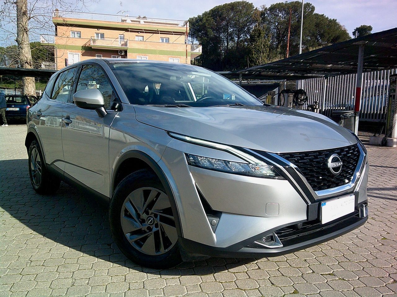 Nissan Qashqai - 1