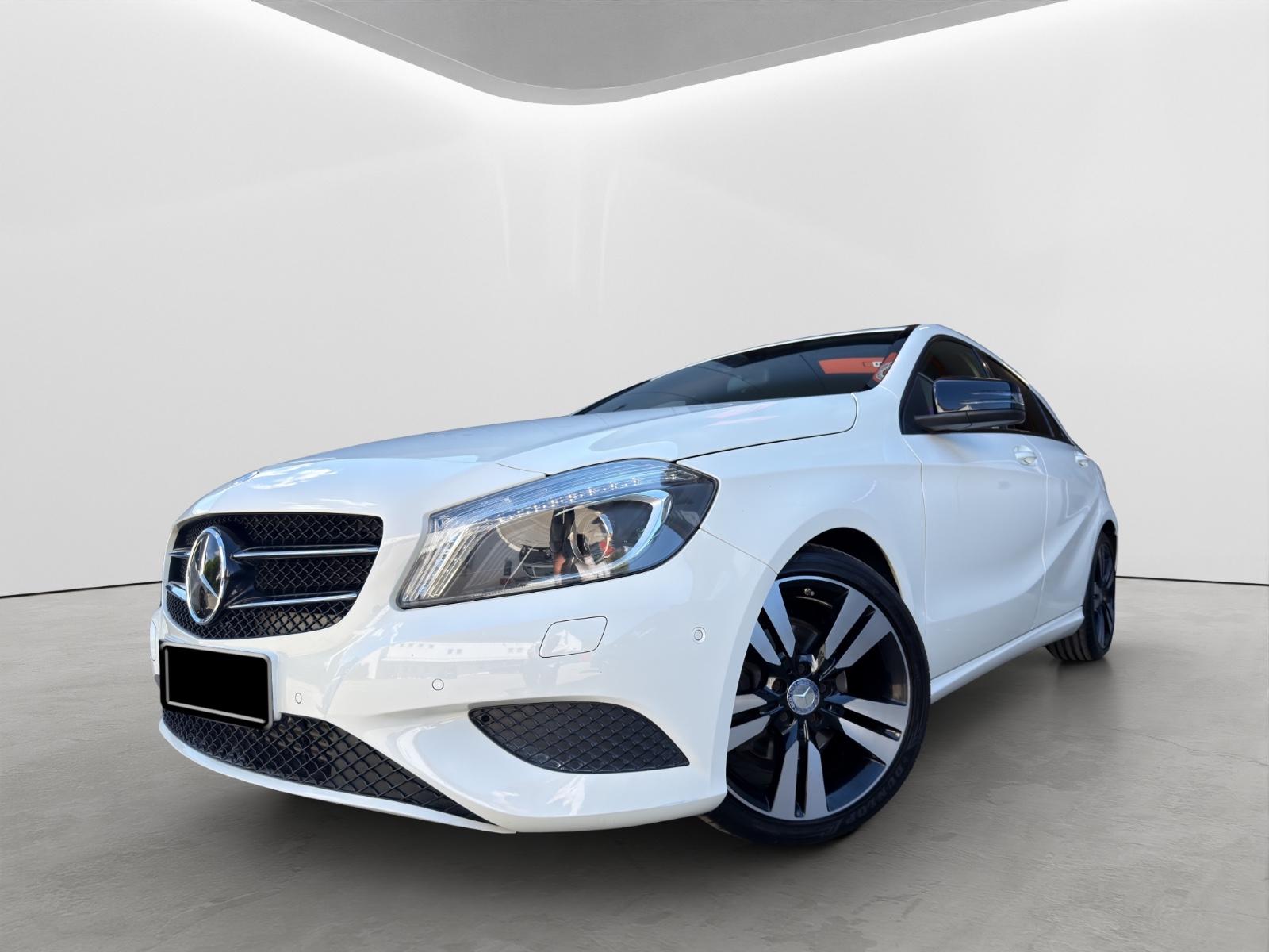Mercedes-Benz A 200 NIGHT PAKET|BiXENON|