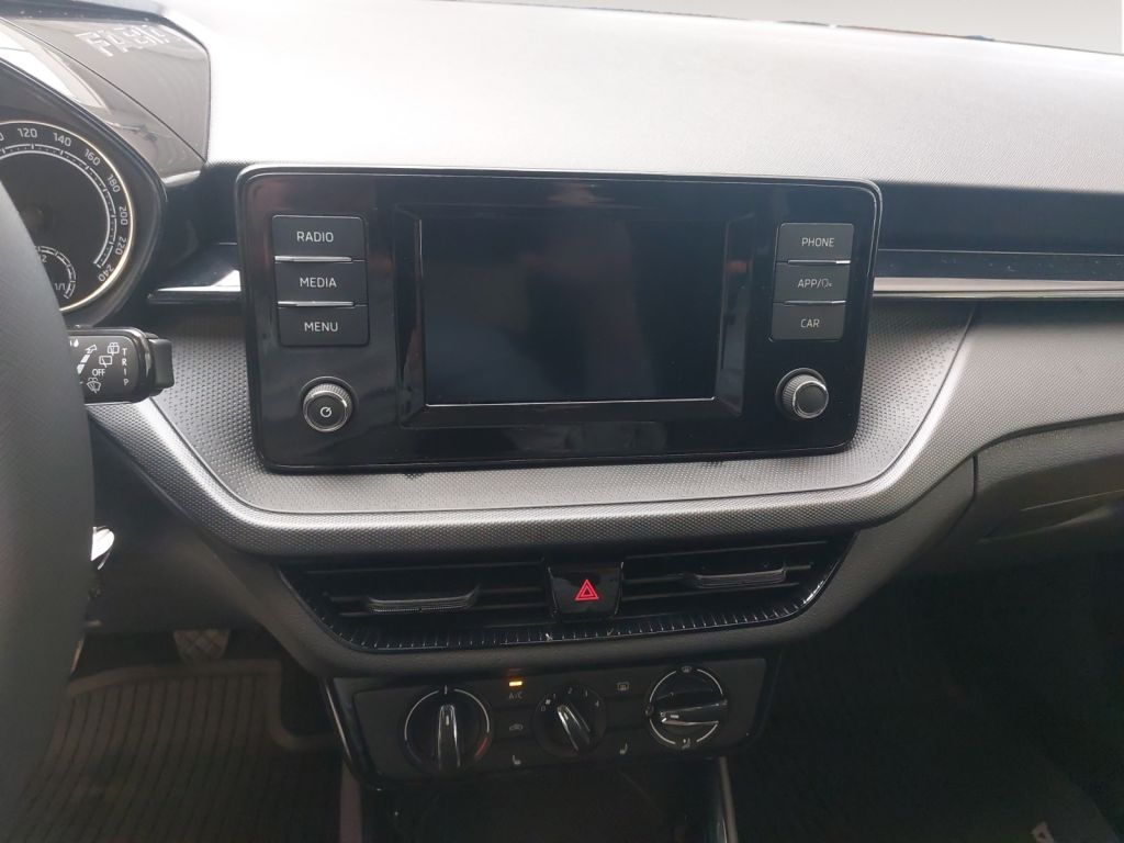 Fahrzeugabbildung SKODA Fabia 1.0 TSI Active PDC NSW Sunset