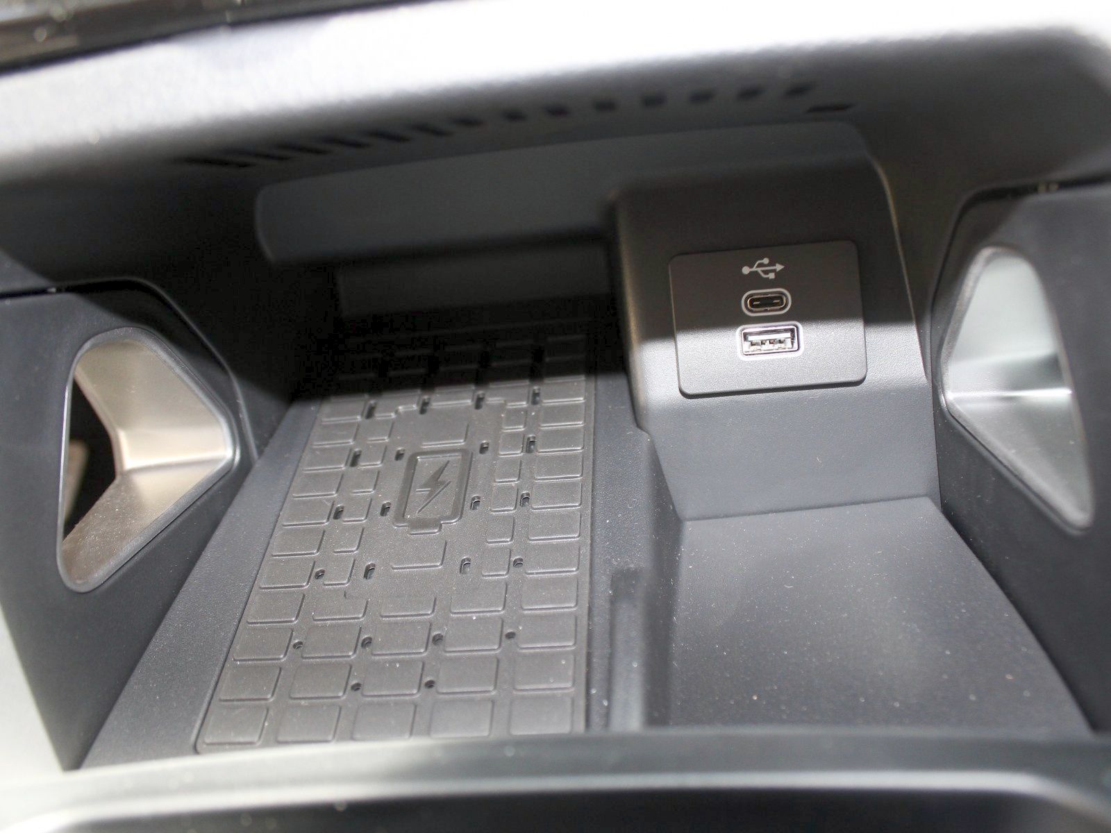Fahrzeugabbildung Ford Ranger Wildtrak PHEV e-4WD Doppelkabine