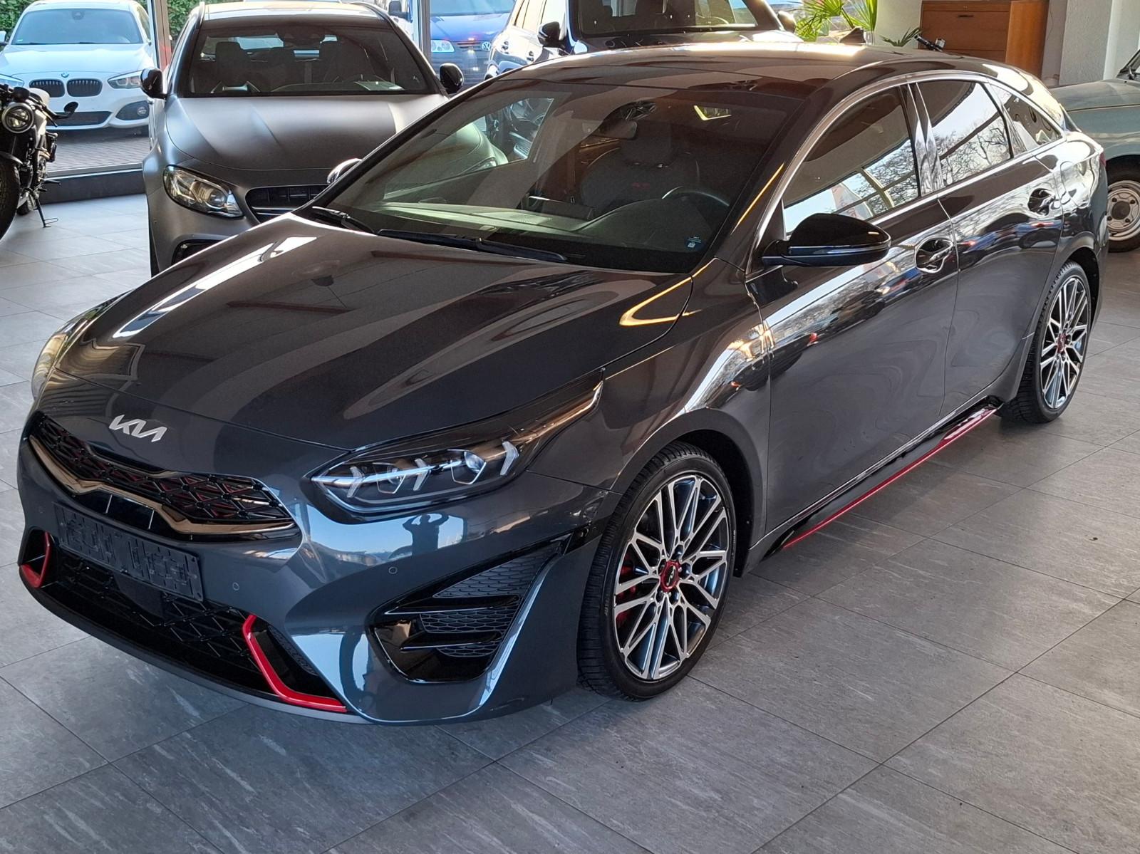 Kia ProCeed GT*LED*KAMERA*ACC*NAV*JBL*4xSITZH*KEYLES