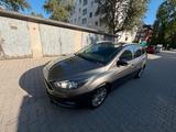 Ford Focus 1,0 EcoBoost 92kW Business Edition Bus...