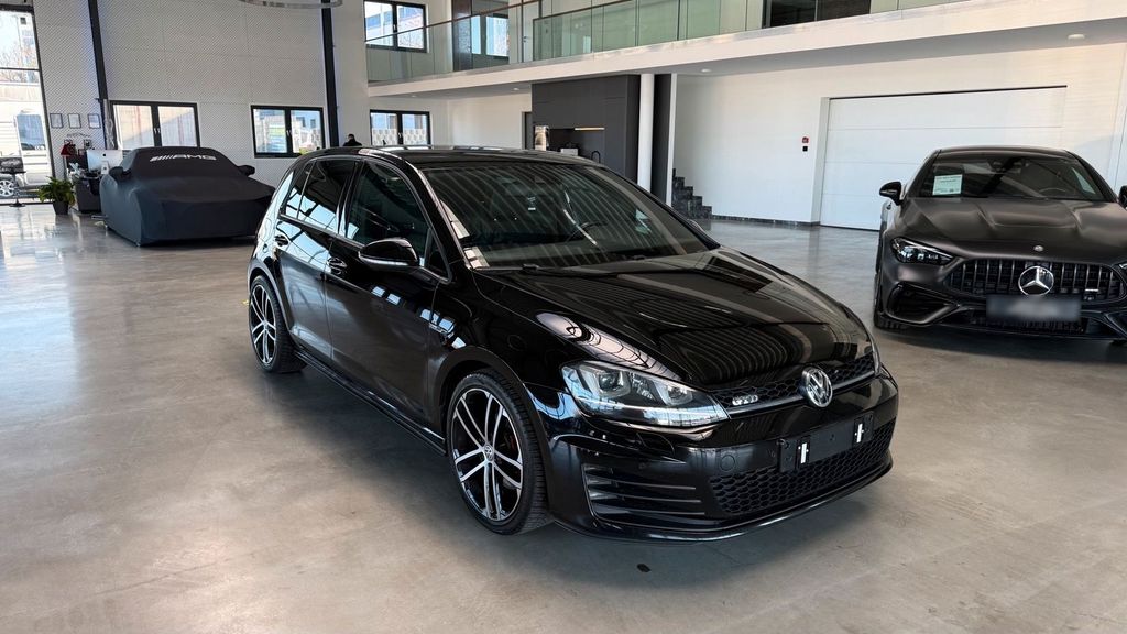 Image of Volkswagen Golf