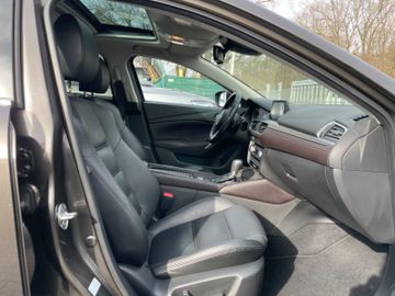 Fahrzeugabbildung Mazda 6 2.2 Nakama Intense*Lenk.Hz*Kamera*Totwinkel*
