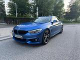 BMW 435i Cabrio Sport Line Sport Line - blaue BMW 435