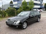 Mercedes-Benz E 220 E T-Modell E 220 CDI - gebrauchte Mercedes-Benz E 220 aus dem Jahr 2005