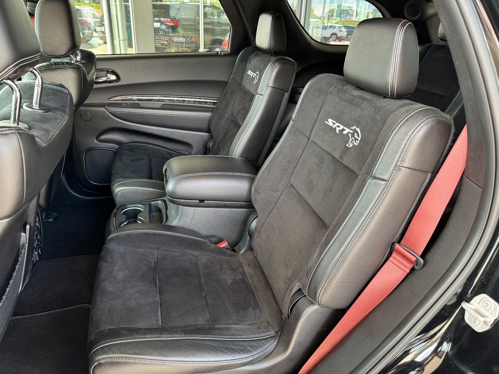 Fahrzeugabbildung Dodge Durango SRT Hellcat 6,2l Hemi Deutsche 1.Hand