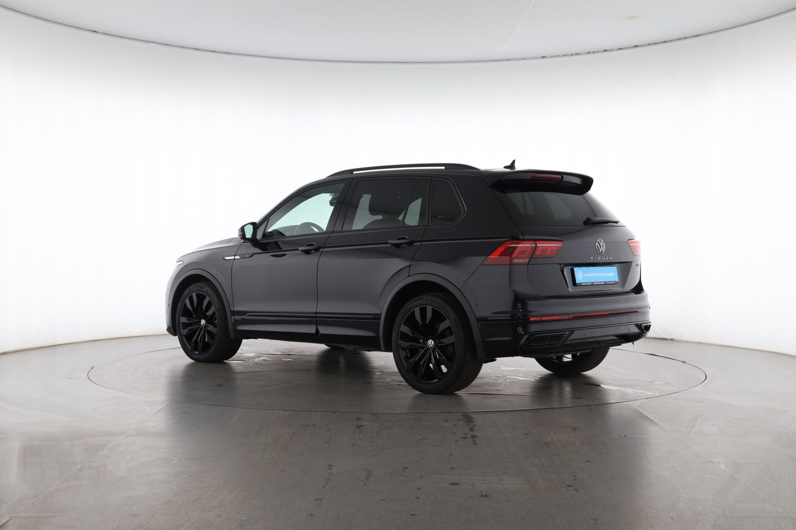 Volkswagen Tiguan 2.0 TSI DSG 4MOTION R-Line BLACK STYLE foto 4