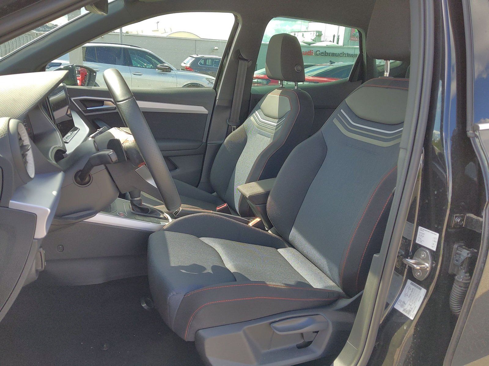 Seat Arona - Bild 12