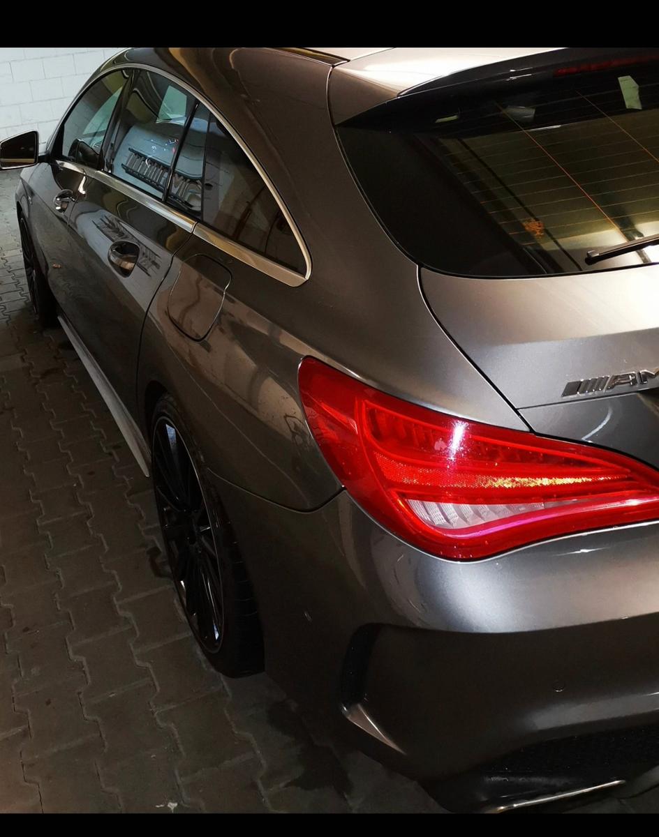 Mercedes-Benz CLA 45 AMG Shooting Brake