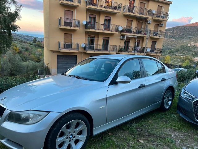 BMW Bmw 320 320d cat Eletta IN OFFERTA PER POCHI GIO