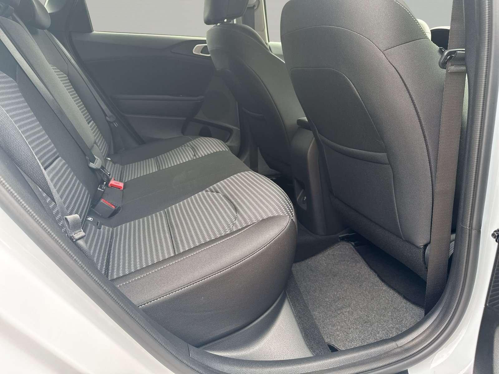 Kia Ceed SW / cee d SW SW 1.5 T-GDI DCT7 OPF -NAVI-K