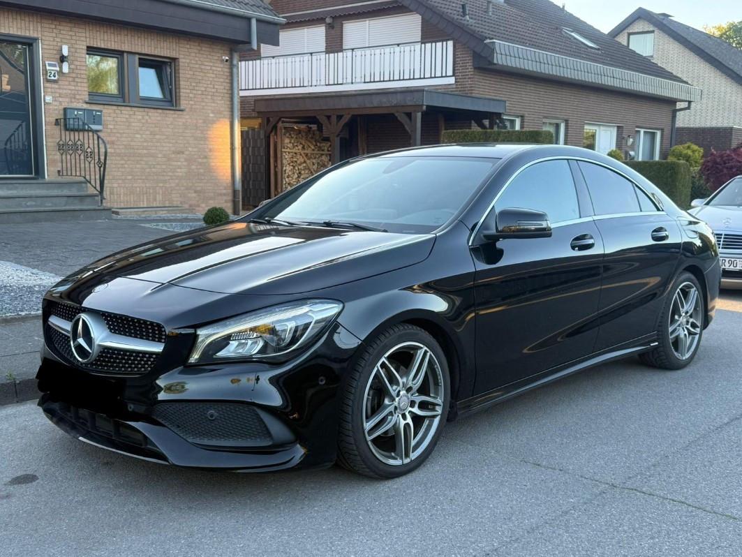 Mercedes-Benz CLA 180 7G-DCT AMG Line LED Nav Cam Sitzh