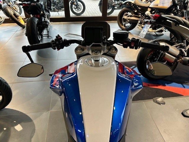 Fahrzeugabbildung BMW F 900 R Style Sport Aktion UPE 13.290,-
