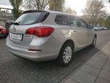 Opel Astra Sports Tourer 1.4 Edition Navi Allwetter - Opel Astra: Sports Tourer Edition