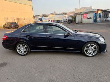 Mercedes E 220 - 8
