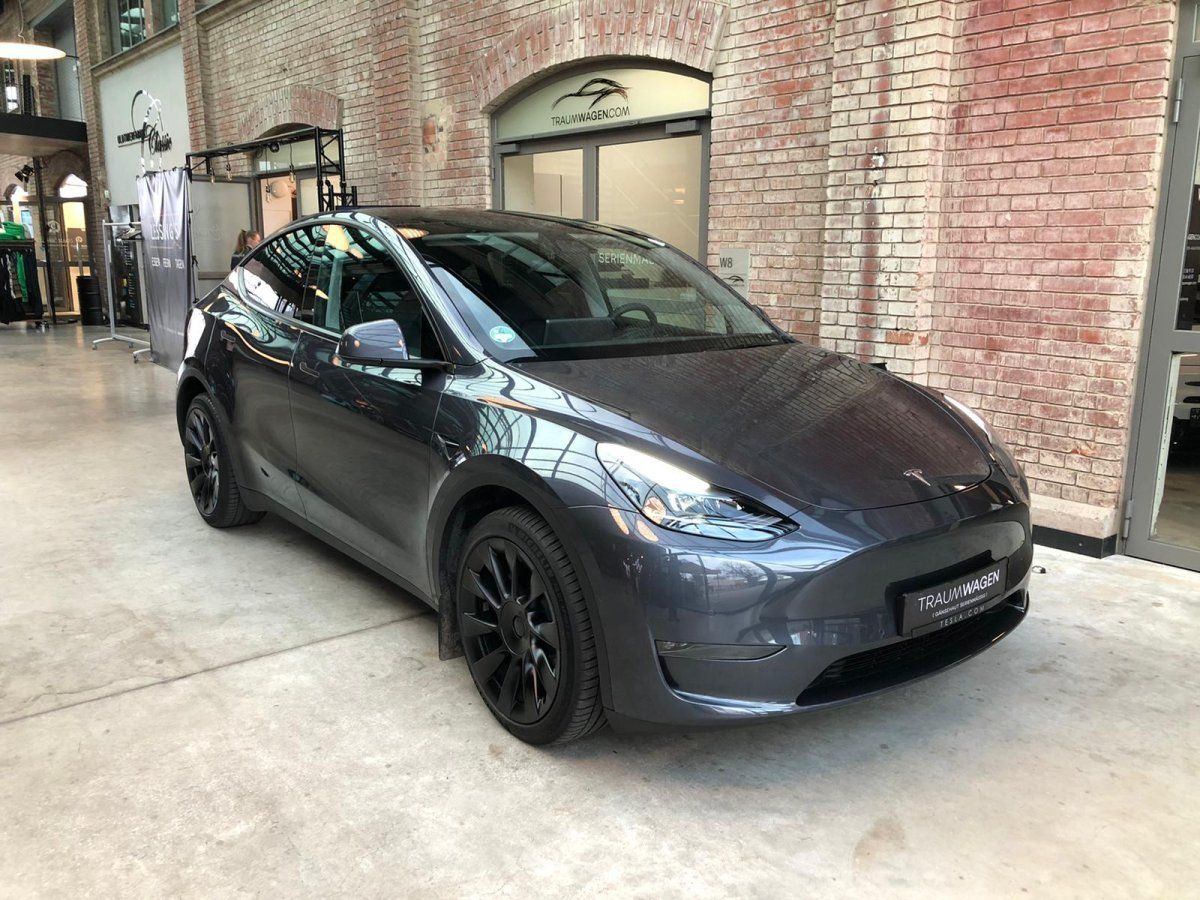 Tesla Model Y (Long Range AWD  20Zoll Induction/1.Hand/)