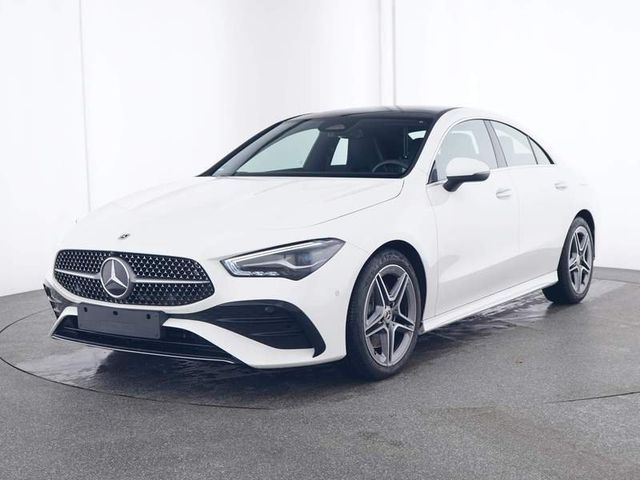 Mercedes-Benz CLA 200 AMG Premium Pano Kamera Keyless Ambiente