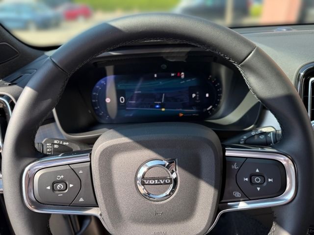 Volvo XC40 B3 Plus Black Edition mit PixelLED,360Kamer foto 8