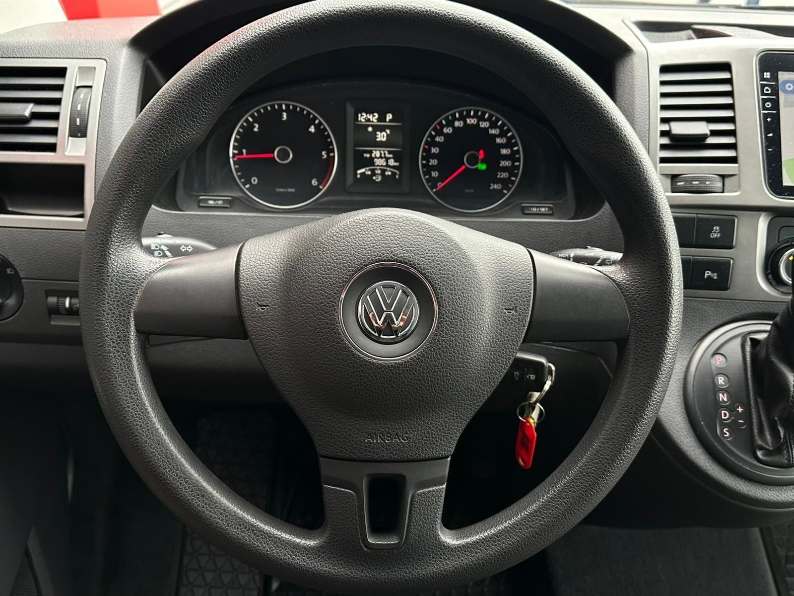 VW T5.2 Multivan 2.0TDI SPECIAL* BIXEN#AHK#TEMP#SHZ - Image 11