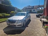 Mercedes-Benz E 200 CDI BlueEFFICIENCY AVANTGARDE AVANTGARDE - Mercedes-Benz E 200: Cdi Blueefficiency