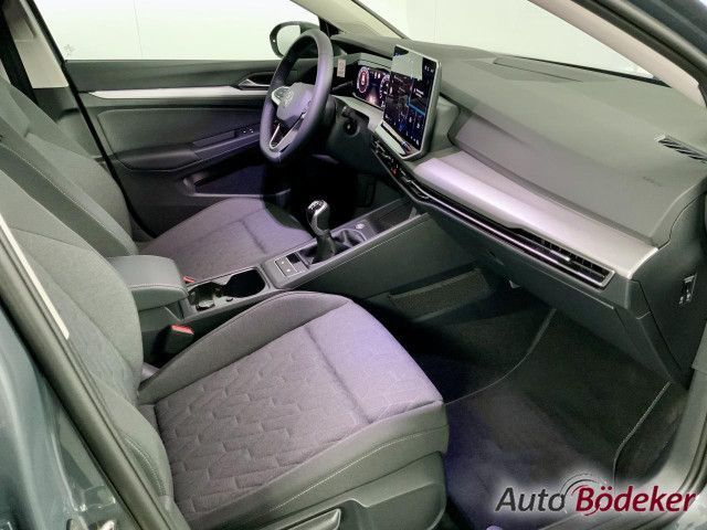 Volkswagen Golf VIII 1.5 TSI Life 6-Gang Bluetooth Navi LED