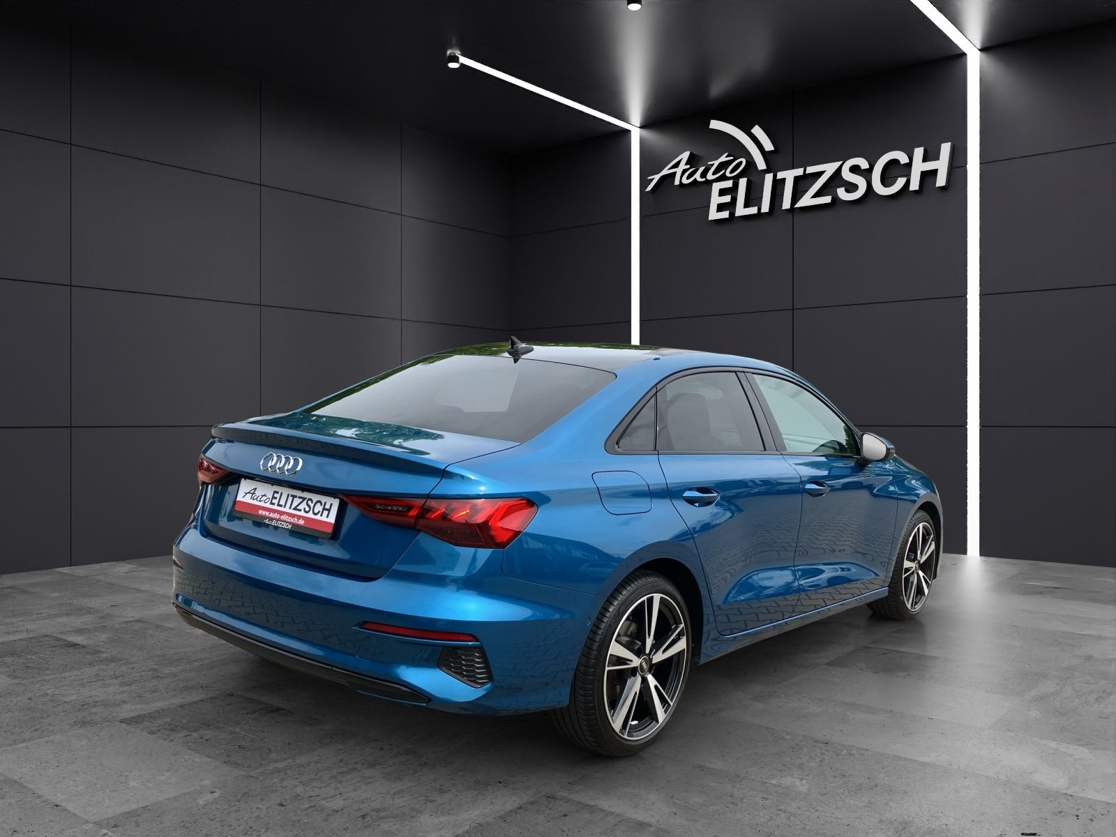 Fahrzeugabbildung Audi A3 Limousine 35 TFSI advanced MATRIX Navi ACC AH