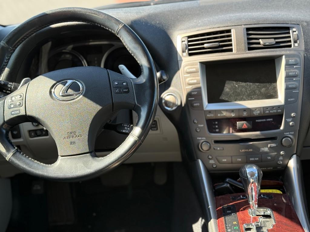 Lexus IS 250