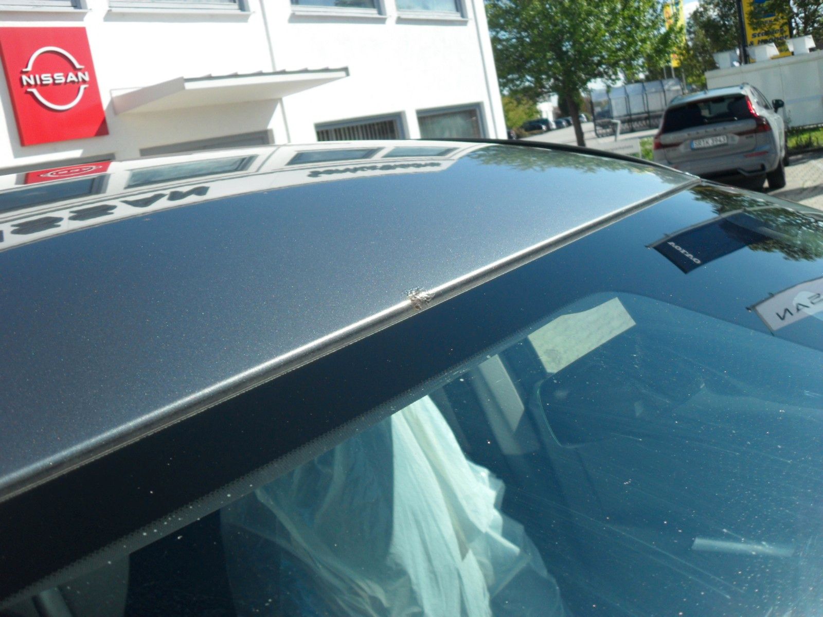 Fahrzeugabbildung Volvo XC 60 2.0 Automatik - Momentum 2WD