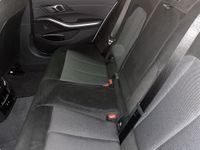 BMW 330 - Vorschau Bild 13