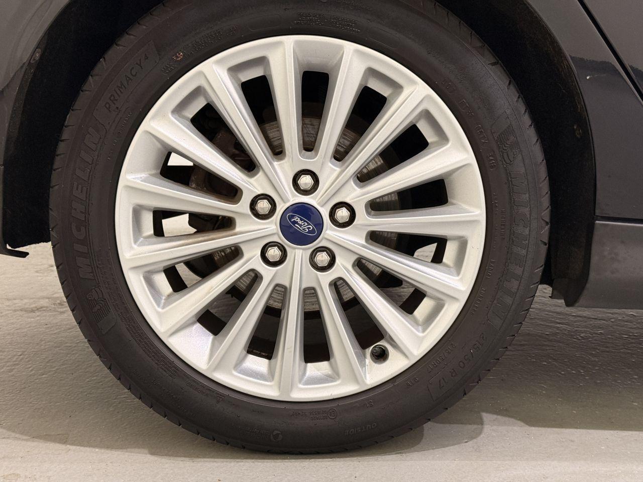Ford Focus 2015 — фото 19