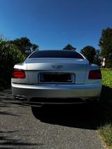 Bentley Flying Spur 4.0 V8 Autom.  - Bentley: Auto