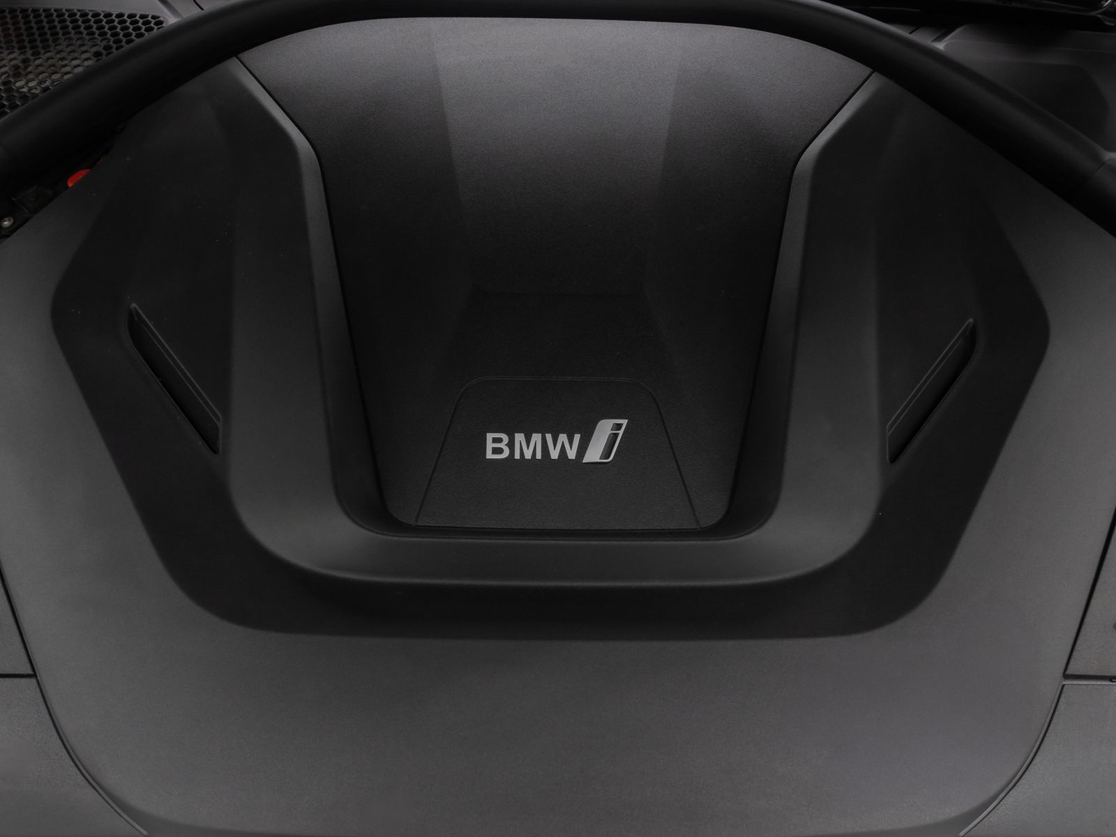 Fahrzeugabbildung BMW i4 eD40 GC Kamera HiFi GeschwindigReg Widscreen