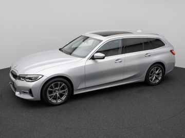 Fahrzeugabbildung BMW 320d xDLuxury Line DAB HiFi PDC Stop&Go Komfort