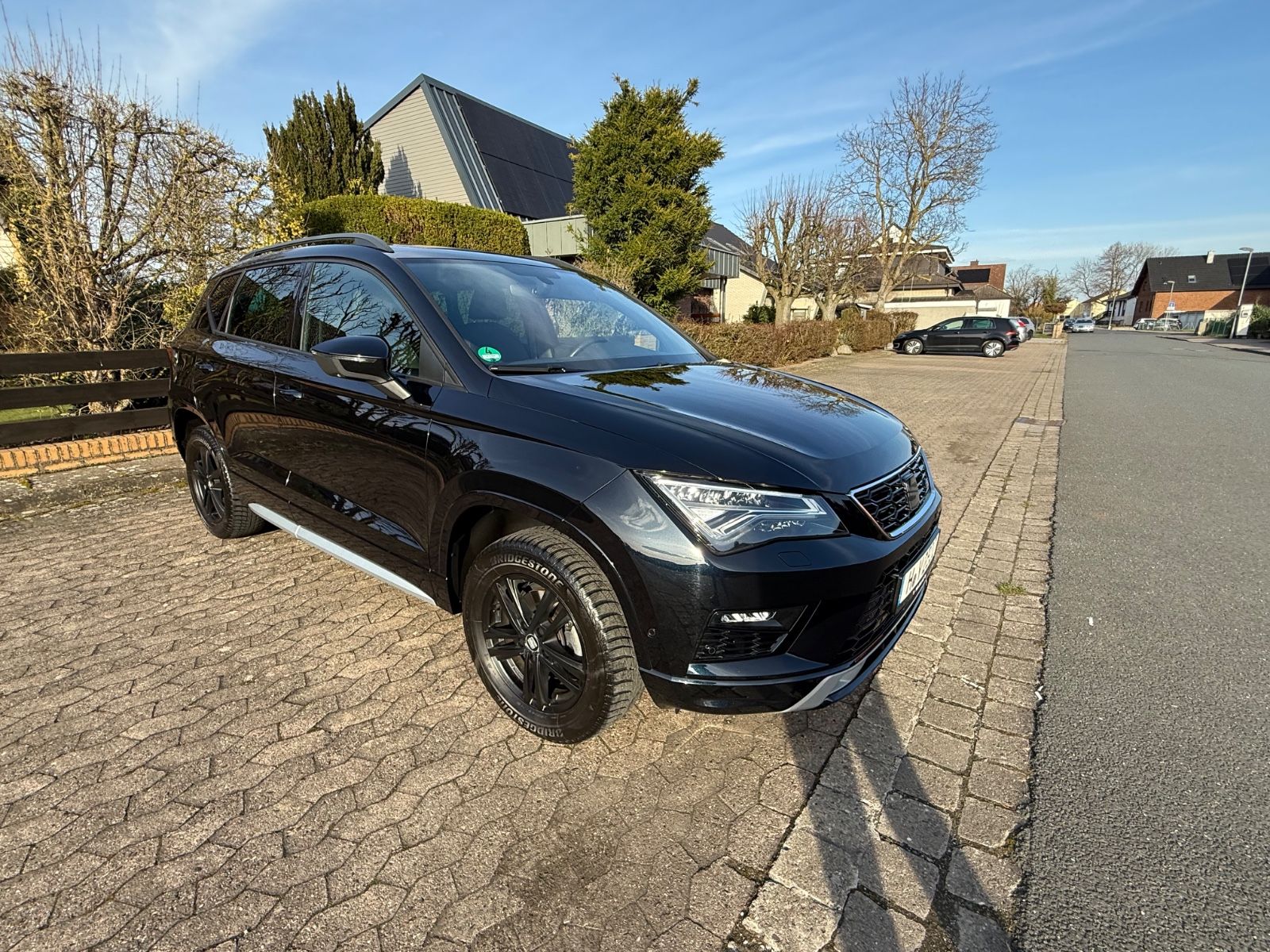 SEAT Ateca 1.5 TSI ACT FR AHK LED Kamera Parkassist.