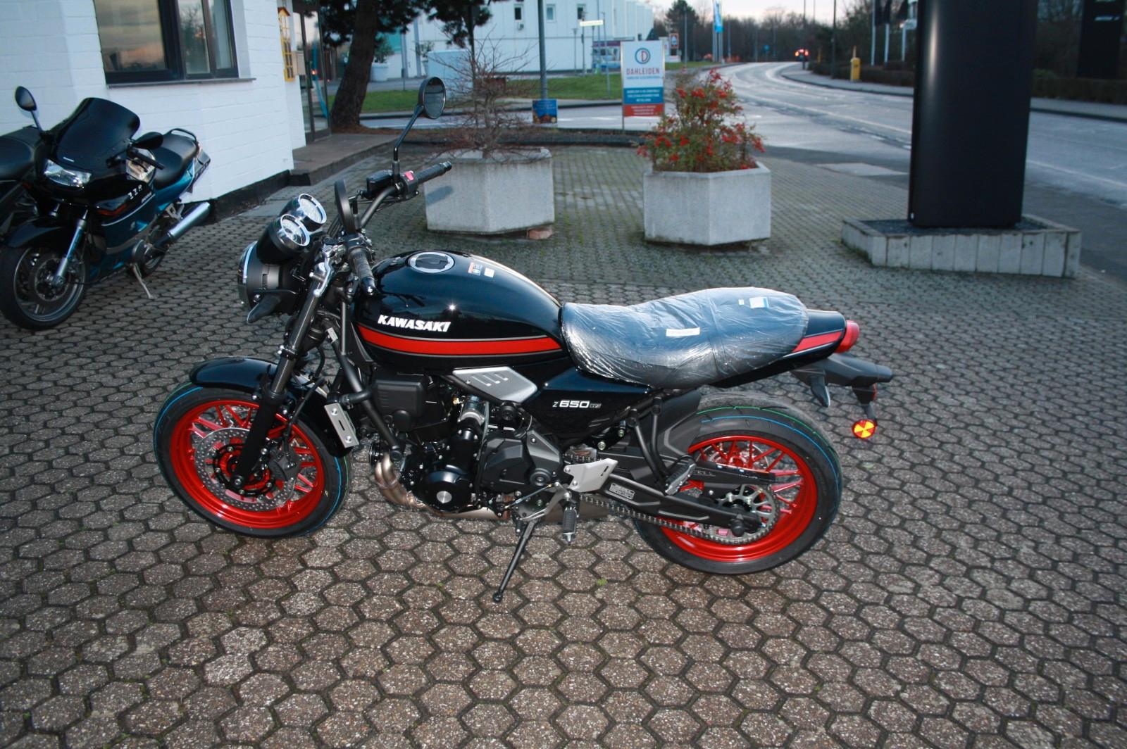Kawasaki Z650RS Modell 2026