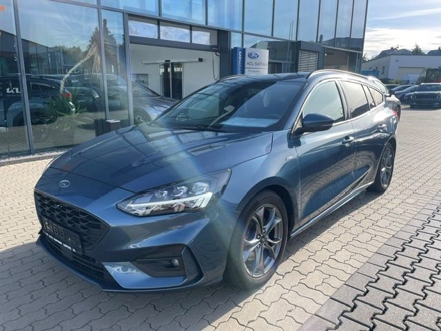 Fahrzeugabbildung Ford Focus ST-Line totWinkAss Kamera LED SpurhalteAss