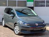 Volkswagen Touran Comfortline BMT*AHK*7-Sitze - VW Touran Gebrauchtwagen in Dresden