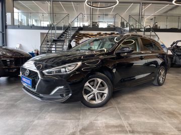 Hyundai i30 cw Premium *ACC*KAMERA*NAVI*SHZ*TEM*TOUCH*