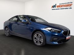 Fahrzeugabbildung BMW 218i Gran Coupé -- ACC/DrivingAssist/harman/17LM
