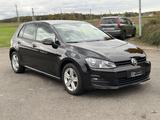 Volkswagen Golf 7 1.4 TSI DSG|Park-Assist|Sitzhzg.|Garantie - mit Benzin-Antrieb: Schwarz, Stoff, mit Klimaautomatik, Garantie