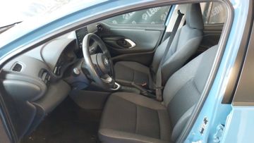 Toyota Yaris - 7