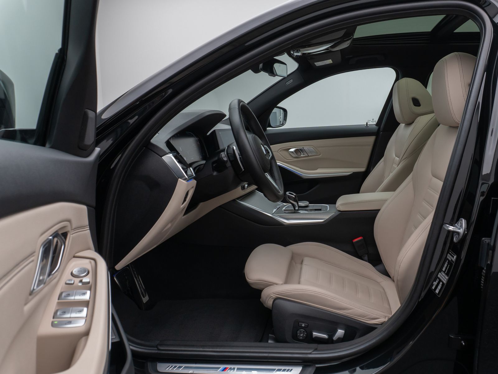 Fahrzeugabbildung BMW 320d M Sport Panorama Laser Kamera HUD DAB HiFi
