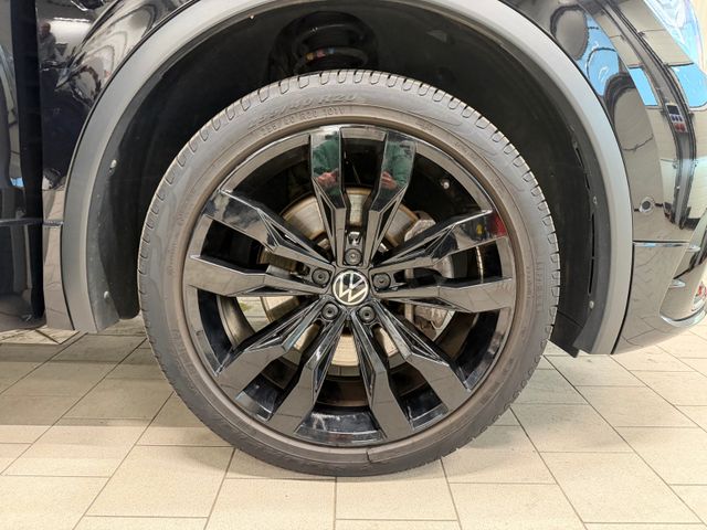 Tiguan Allspace R-Line 2.0 TSI 4M DSG NAVI RFK