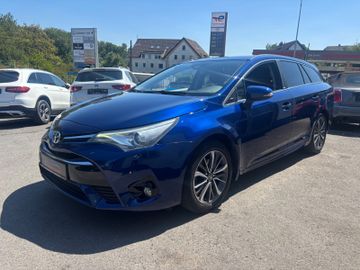 Toyota Avensis - 2